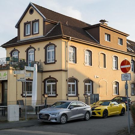 Roca Restaurant Und Hotel Bommersheim Exterior photo