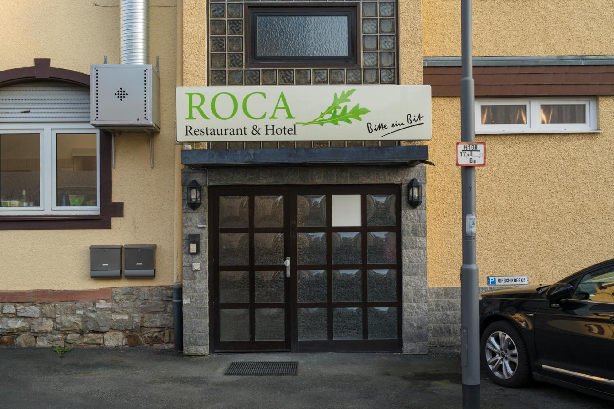 Roca Restaurant Und Hotel Bommersheim Exterior photo